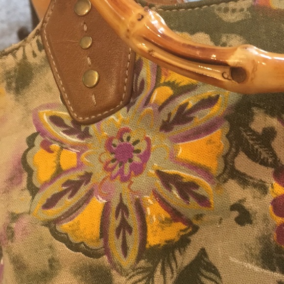 Relic Beautiful handbag like new - Picture 7 of 7